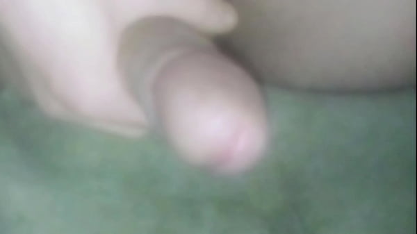 Catxxl – Masturbation close up (repeated videos)