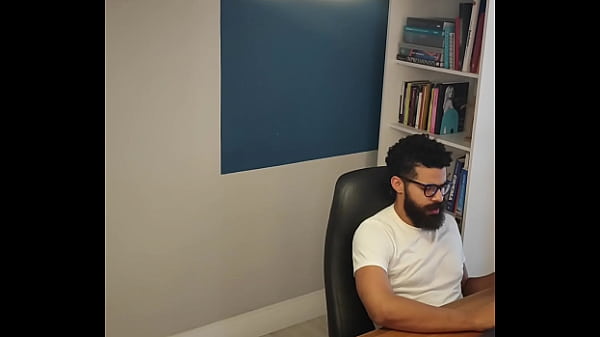 Serving Posion Boy after home office – promo video