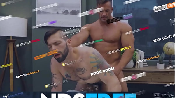 Slutty Hunk Spitroasted In A Hot Shower By Gym Bro’s – Devin Franco, Blain O’Connor, Aiden Langston