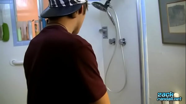 Ty Evans spiced up shower session with solo cock stroking