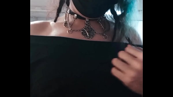 Femboy mostrandose