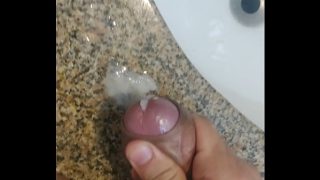 jerkingoff with cream and Cumming on the sink