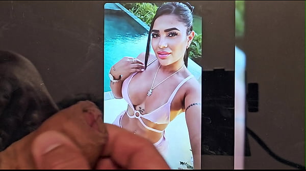 Masturbate for Kelly Jaramillo