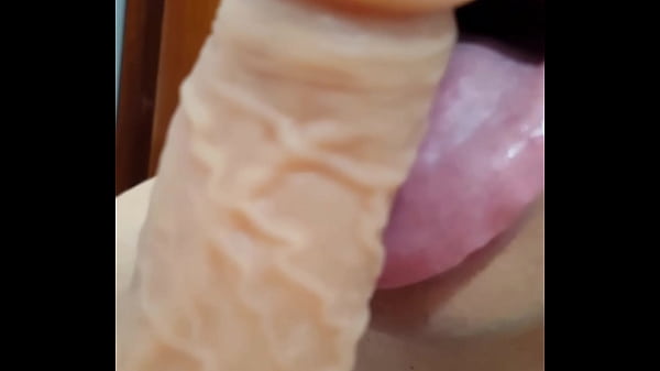 Que delicioso un pene en la boca