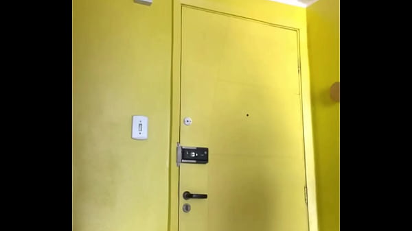 Fui pegar a bola emprestada com amigo e acabei chupando as duas dele – Parte I