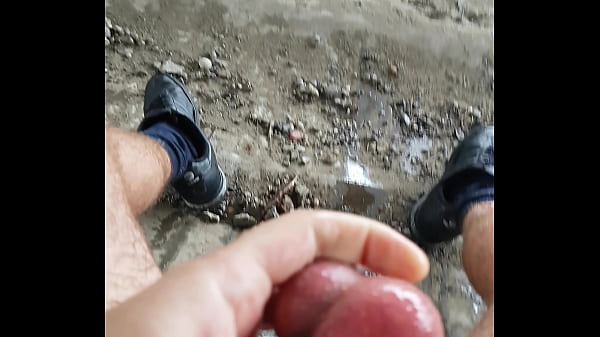 Naked walk with selfpiss!
