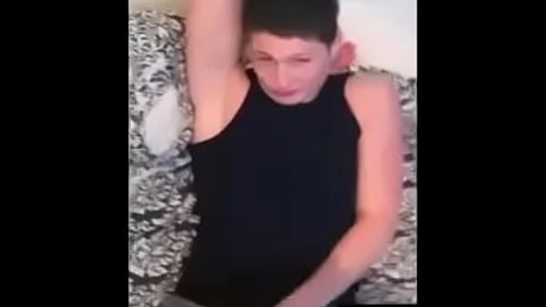 BoyDesire.com – British twink’s fit body tease and explosive dick jerking