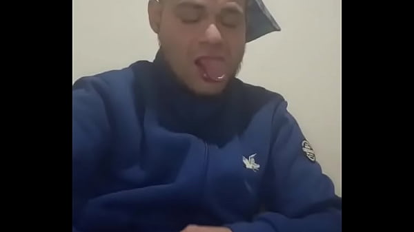 Gay Scally jogging
