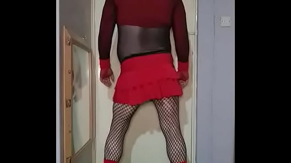 sissy crossdresser penis swing and pee shower part 1