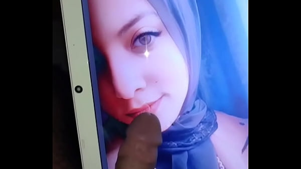 Solo men cock tribute hijab face
