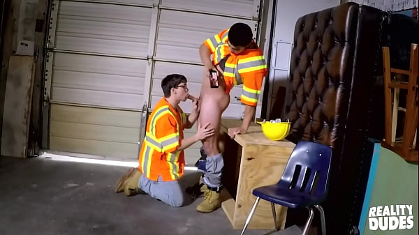 Axel Kane & Will Braun Are On A Lunch Break From Work And Have The Urge To Explore Their Naughty Side – REALITY DUDES