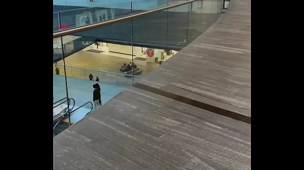 Cuando voy por ropa y me termino ejecutando al wey que me atendió en los baños