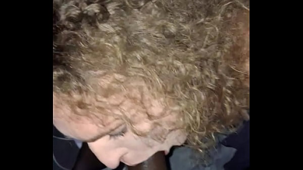 Cute sissy sucking bbc