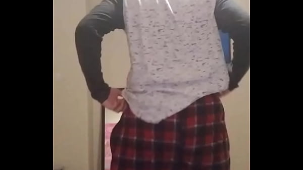 Gay twerking