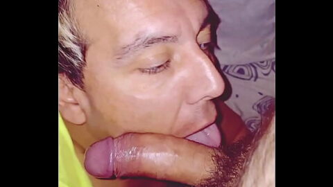 Casado de trampa, 42 años de Grand Bourg, conoce por telegram a Mariano Bextor y se lo coje de una