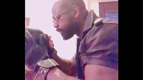 Interracial Muscle BDSM Nippleplay Rimming Wank